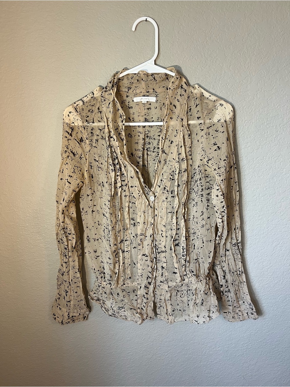 Eliot 100% Silk Abstract Print Blouse XS Beige Black Pintuck Office Artsy Luxury